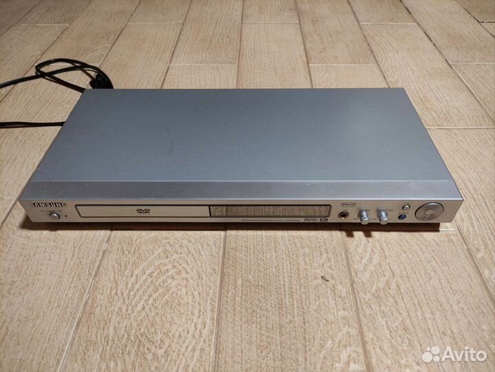 DVD player Samsung dvd-p545k