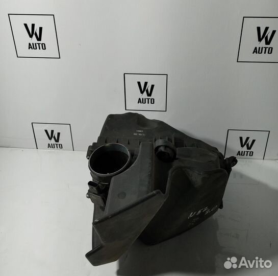 Корпус воздушного фильтра BMW 3.0 f10 N52