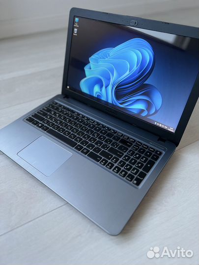Ноутбук Asus X540S