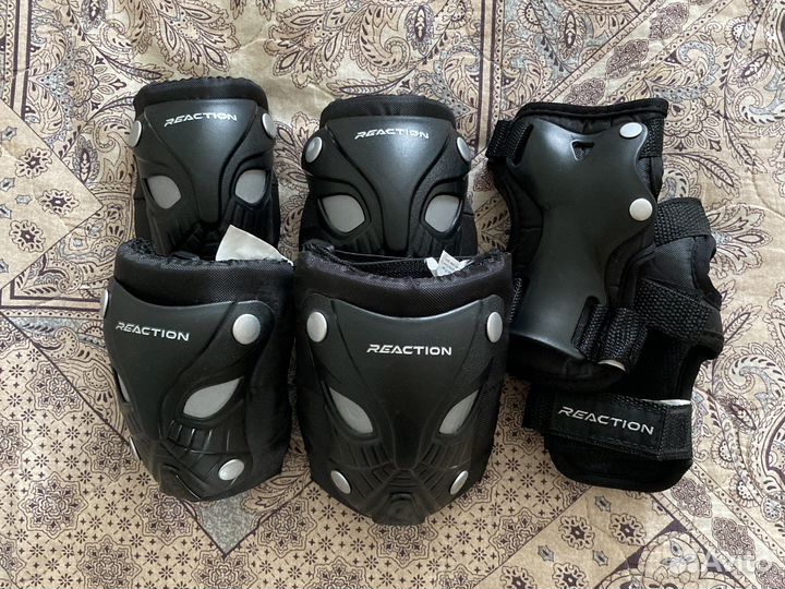 Набор защиты для роликов детский Reaction