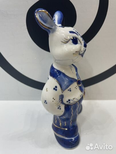 Статуэтка гжель с позолотой / Заяц
