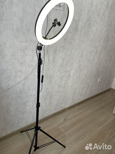 Кольцевая лампа со штативом 33см