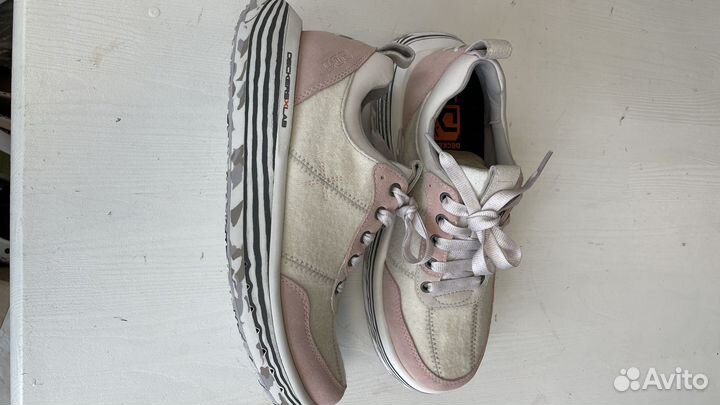 Deckers Lab 40 размер