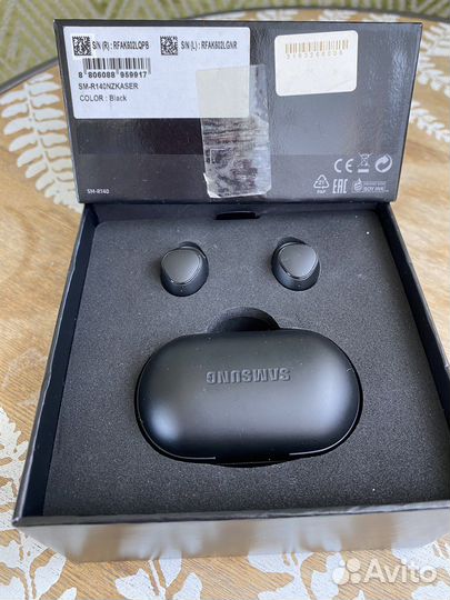 Беспроводные наушники samsung gear iconx