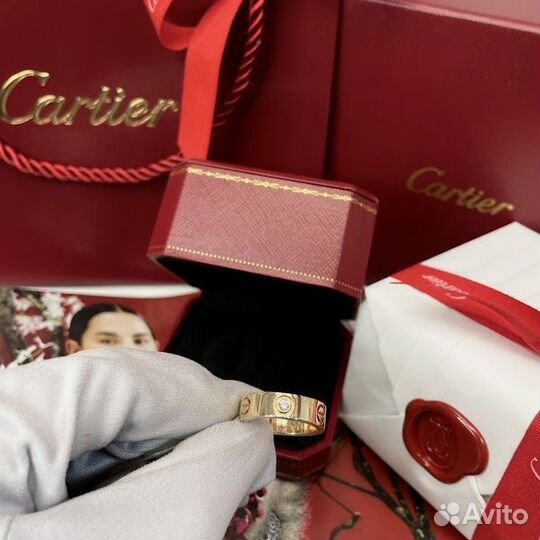 Обручальные золотые кольца Cartier Love