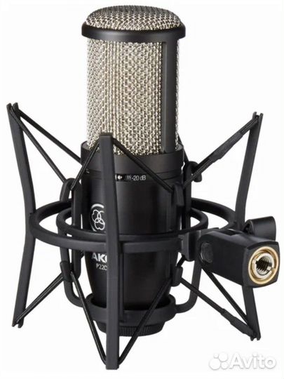 Студийный микрофон akg p220