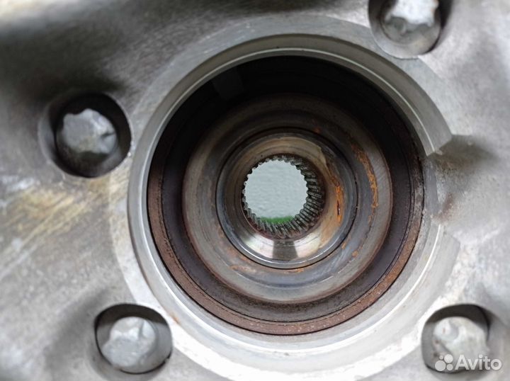 Кулак L Mercedes GLC W253 A2533320101