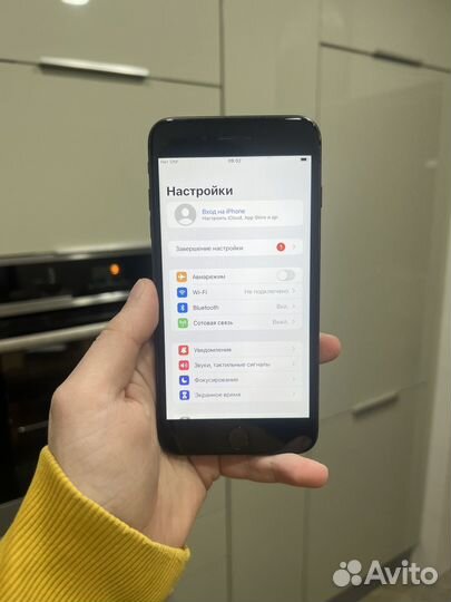 iPhone 8 Plus, 64 ГБ