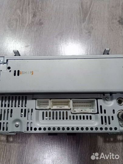 Штатное головное устройство Тойота