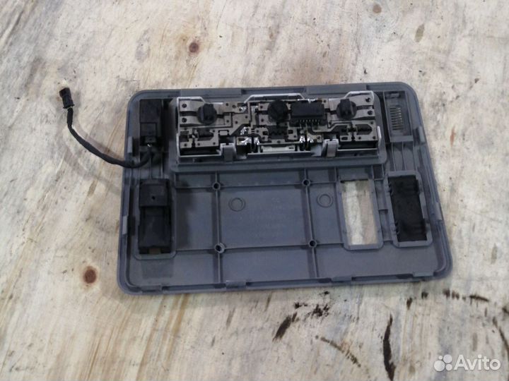 Плафон освещения BMW 6-Series 2008