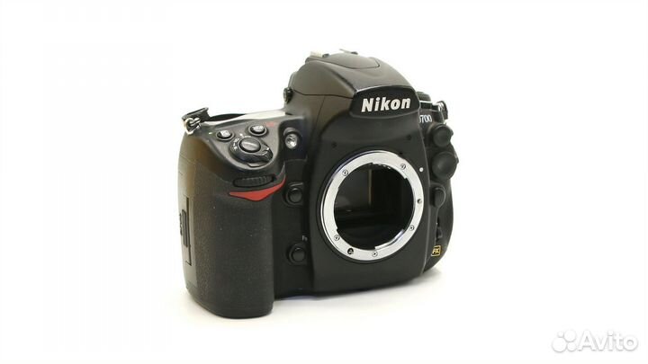 Nikon D700 body в упаковке (пробег 153830 кадров)