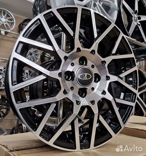 LADA Vesta, Largus R16 новые