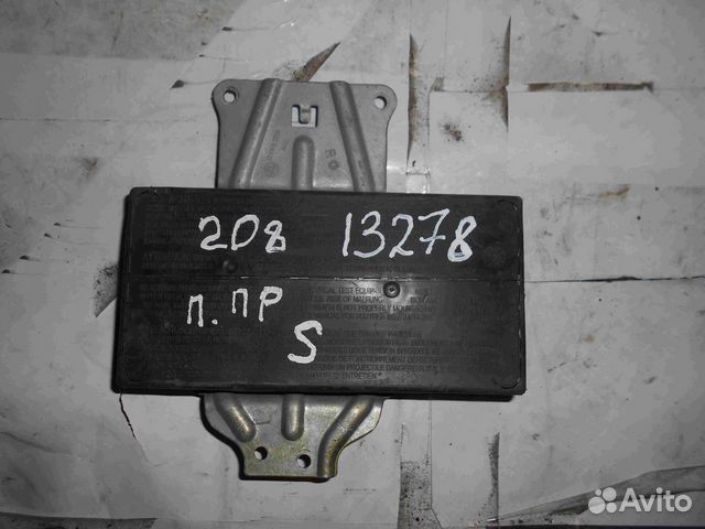 Подушка безопасности в переднюю дверь правая C208 A1708600405