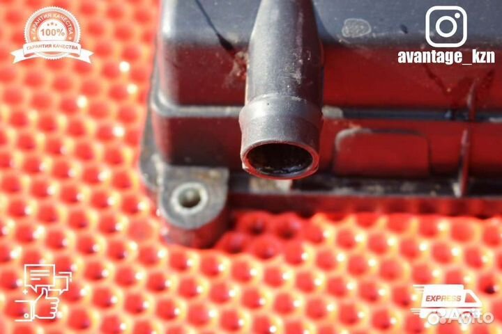 Клапанная крышка под датчик Ford Focus 2 1.8 qqdb