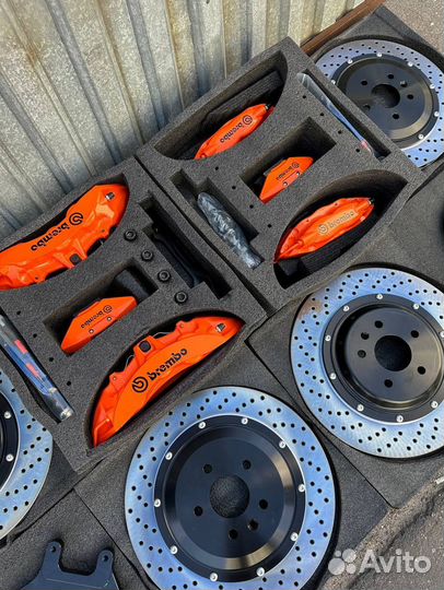 Комплект тормозов Brembo