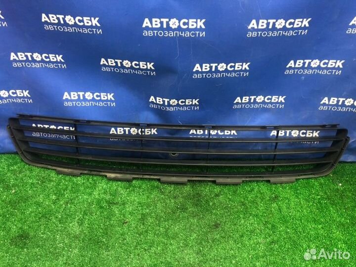 Решетка бамперная передняя Toyota Vitz KSP90 1krfe