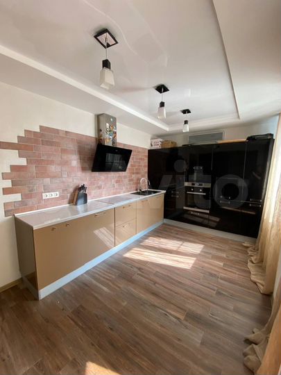 2-к. квартира, 82 м², 7/12 эт.