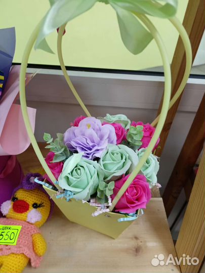 Композиции из мыльных роз в наличии