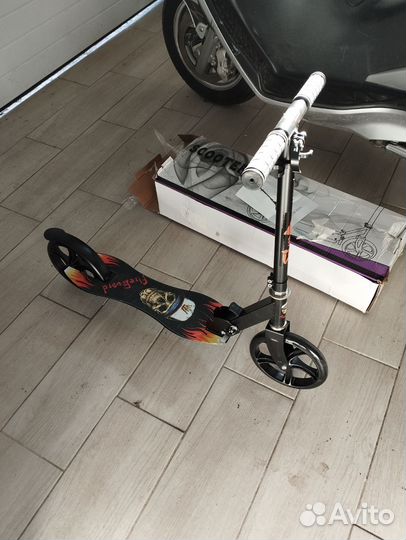 Самокат KM-888s