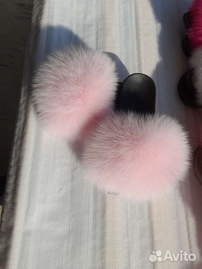 Песцовые шлепки