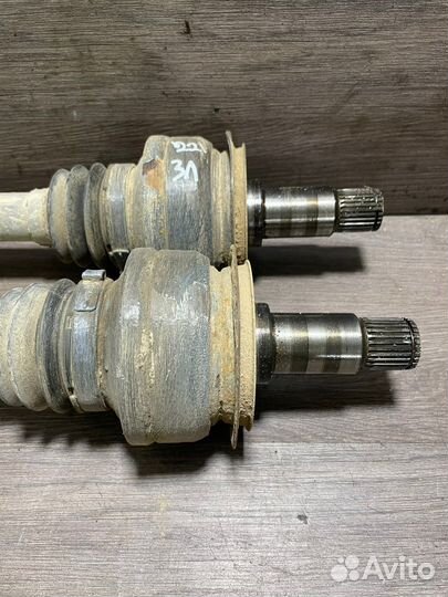 Привод задний Мерседес W221 W216 S500 левый правый