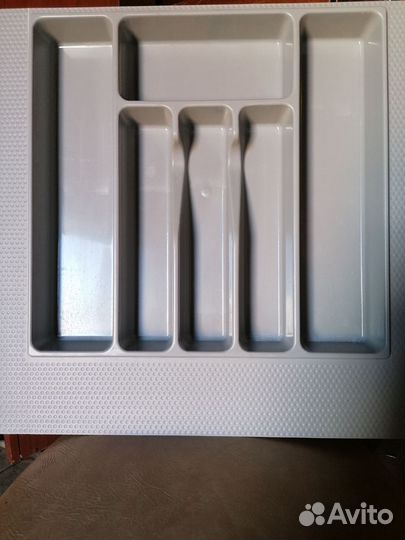 Лоток для столовых приборов