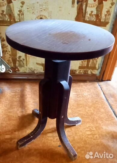 Стул для фортепиано