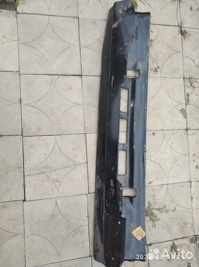 Брызговик облицовки радиатора Иж/Москвич