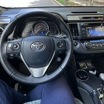 Toyota RAV4 2.0 CVT, 2014, 173 000 км, с пробегом, цена 2 200 000 руб.