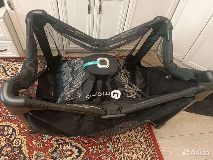 Манеж-кровать 4 moms