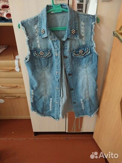 Джинсовая куртка