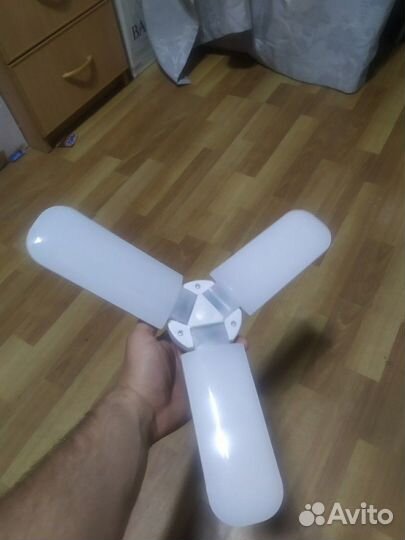 Лед лампа LED энергосберегающая