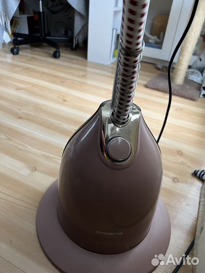 Отпариватель для одежды Polaris