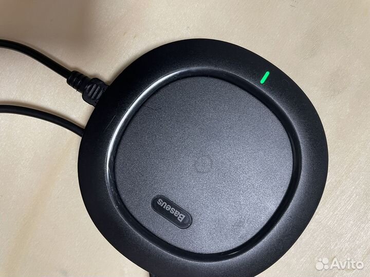Беспроводная зарядка baseus