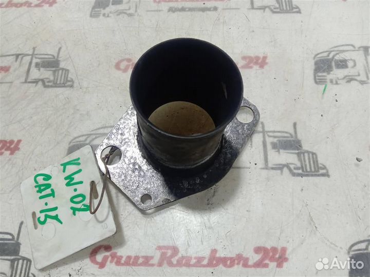 Втулка выпускного коллектора CAT15 2818261