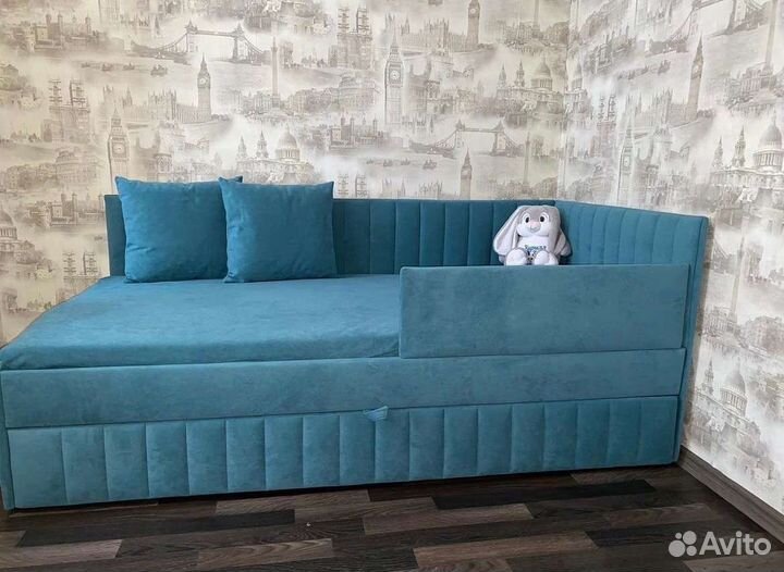 Мягкая кровать детская и подростковая