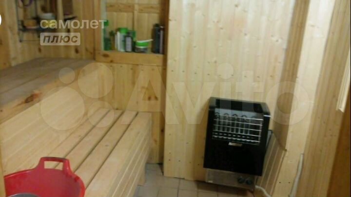 Дом 80 м² на участке 8 сот.