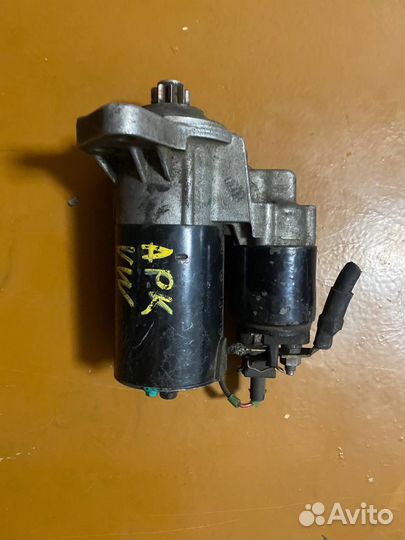 Стартер Volkswagen 0001121006