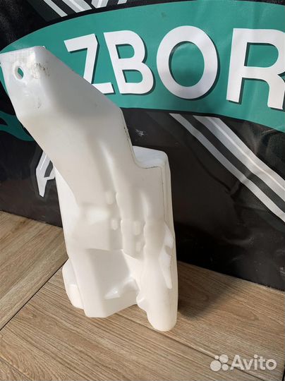 Бачок омывателя Nissan Qashqai J11