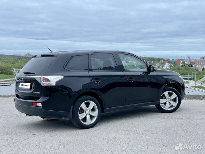 Mitsubishi Outlander 2.0 CVT, 2012, 142 000 км