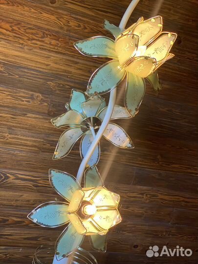 Торшер напольный