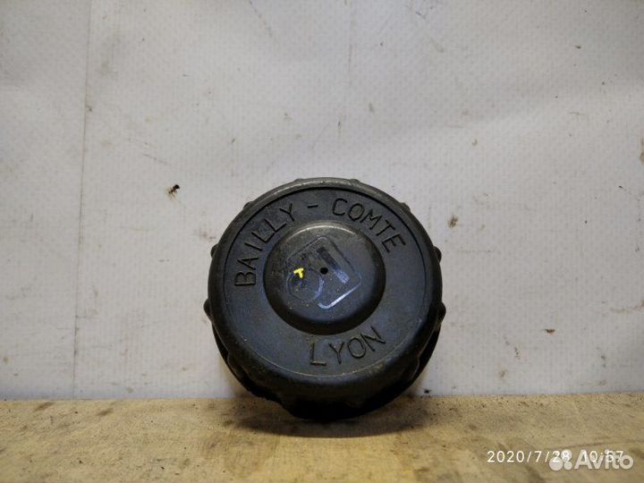 Крышка LADA Largus K7M 2015