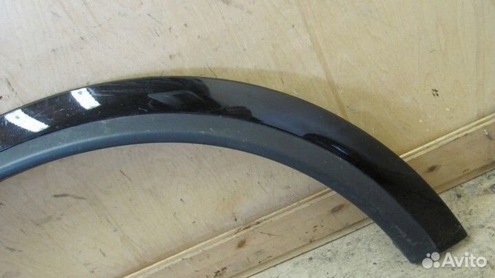 Накладка крыла переднего левого Volvo XC90 2002-20