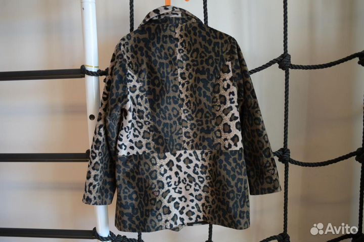 Пальто для девочки 128