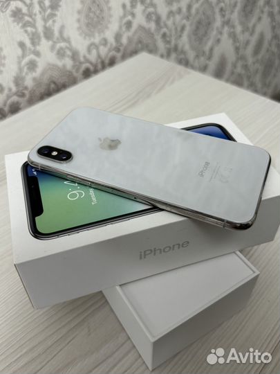 iPhone X, 64 ГБ