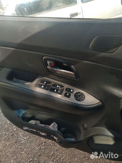 Kia Carens, 2008