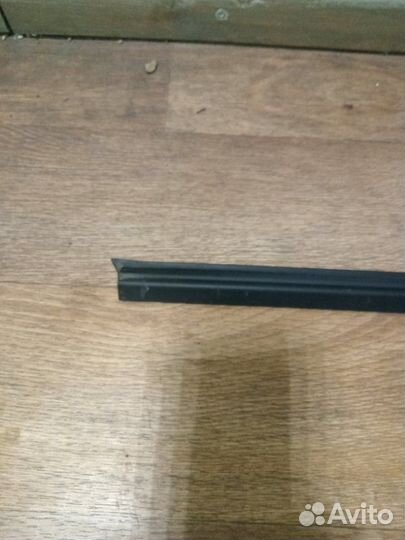 Уплотнитель стекла двери внутренний (бархотка)