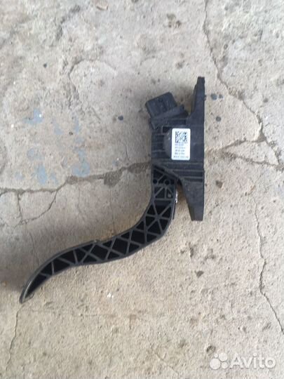 Педаль газа Volkswagen Polo