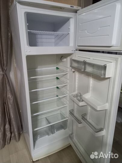 Холодильник атлант бу