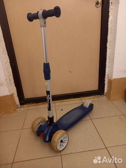 Трехколесный самокат